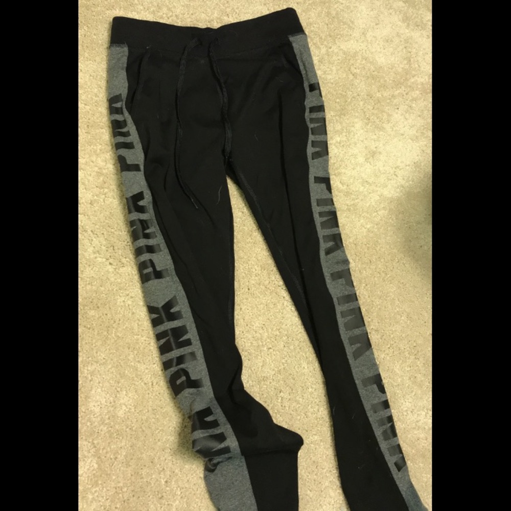 ❗️LAST CHANCE❗️VS PINK Leggings